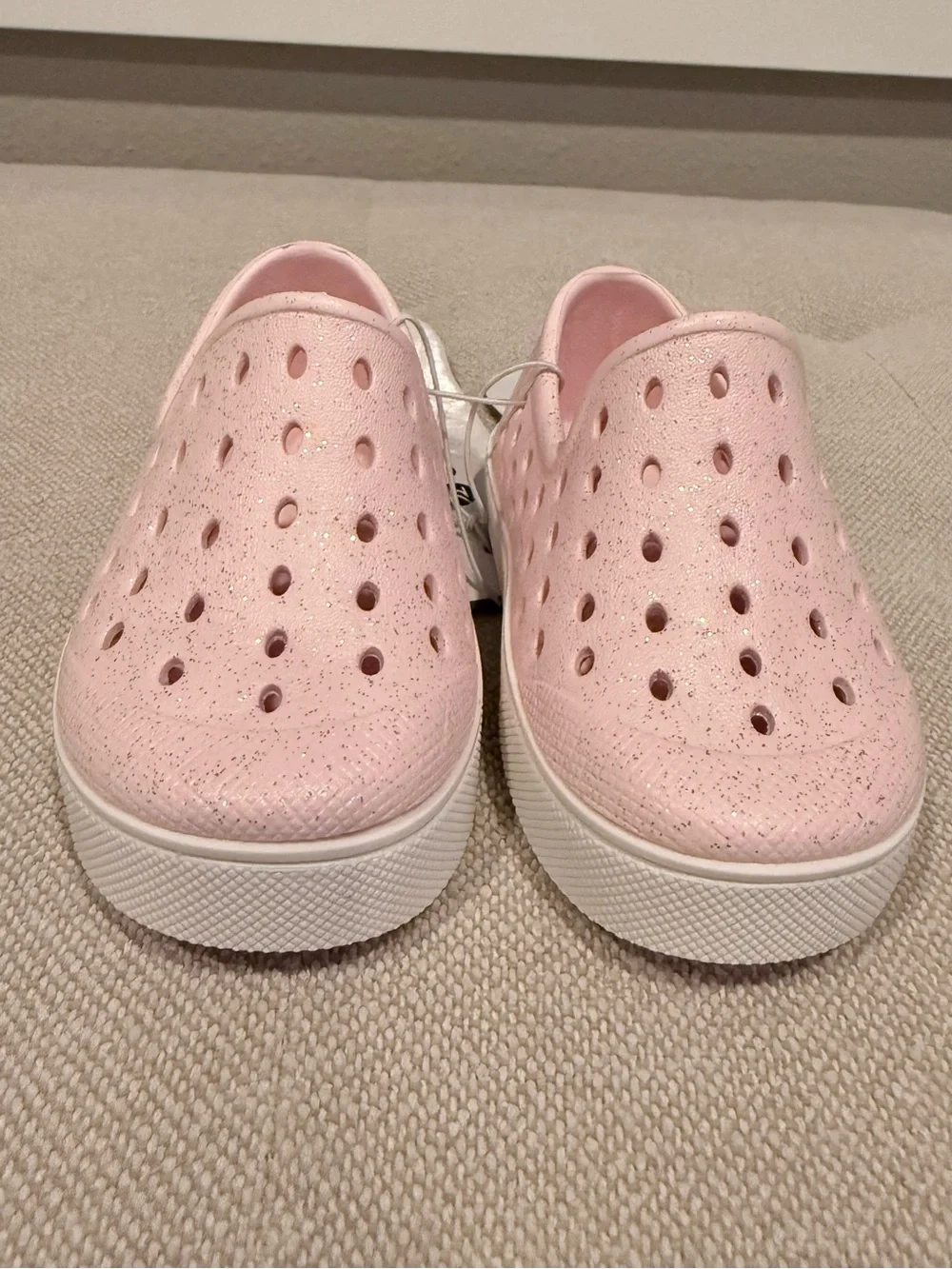 NWT Sperry light pink sparkly lightweight water shoes size 4
